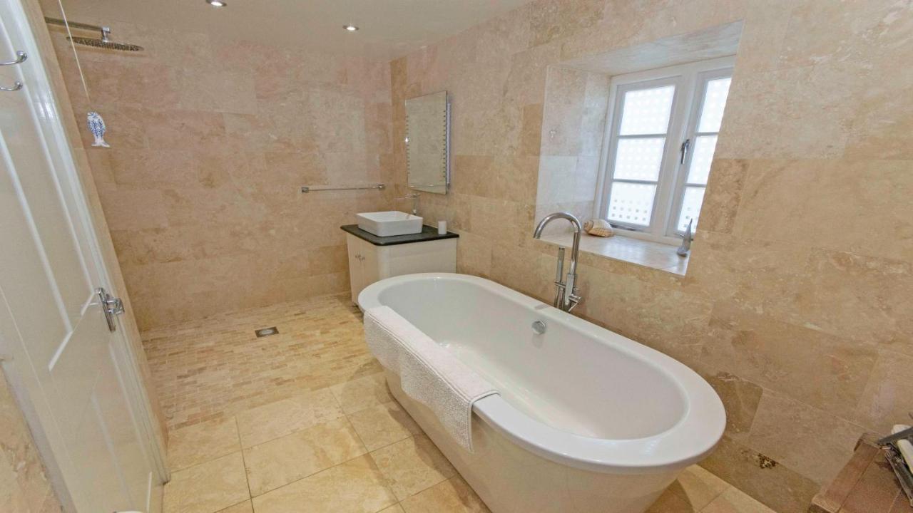 Crowborough Farm - Impressive & Sophisicated Home Surrounded By Unspoilt Countryside In Georgeham - Dog Friendly, Sleeps 14 Exterior photo